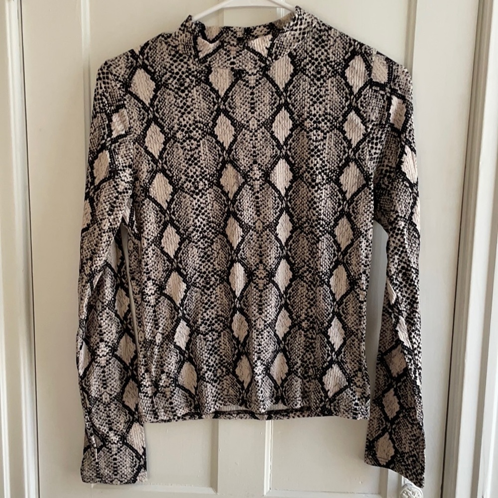 Caution to the Wind long-sleeve